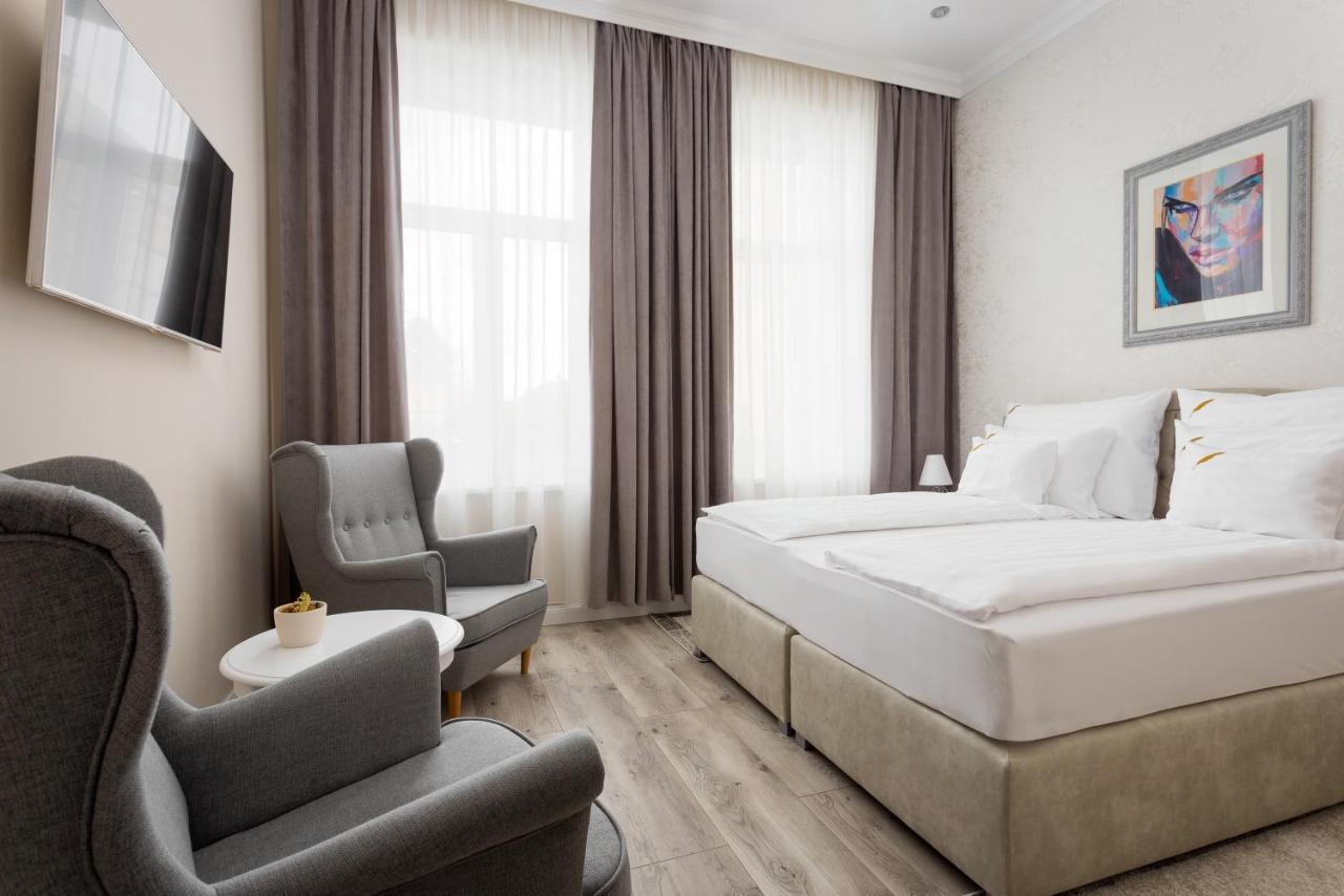 Notarius Vendeghaz Bed and Breakfast Poroszló Buitenkant foto